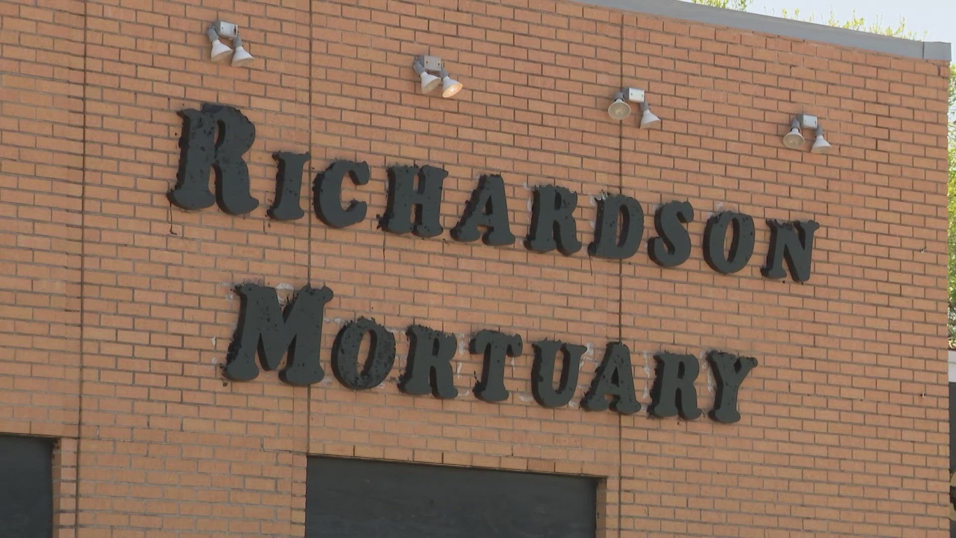 Update: Houston Funeral Home Shut Down After Shocking Discovery of Decomposing Bodies and Health Violations
