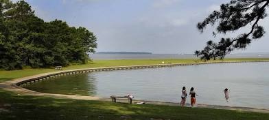 Pleasant Spring Weather Graces Lake Livingston on May 8